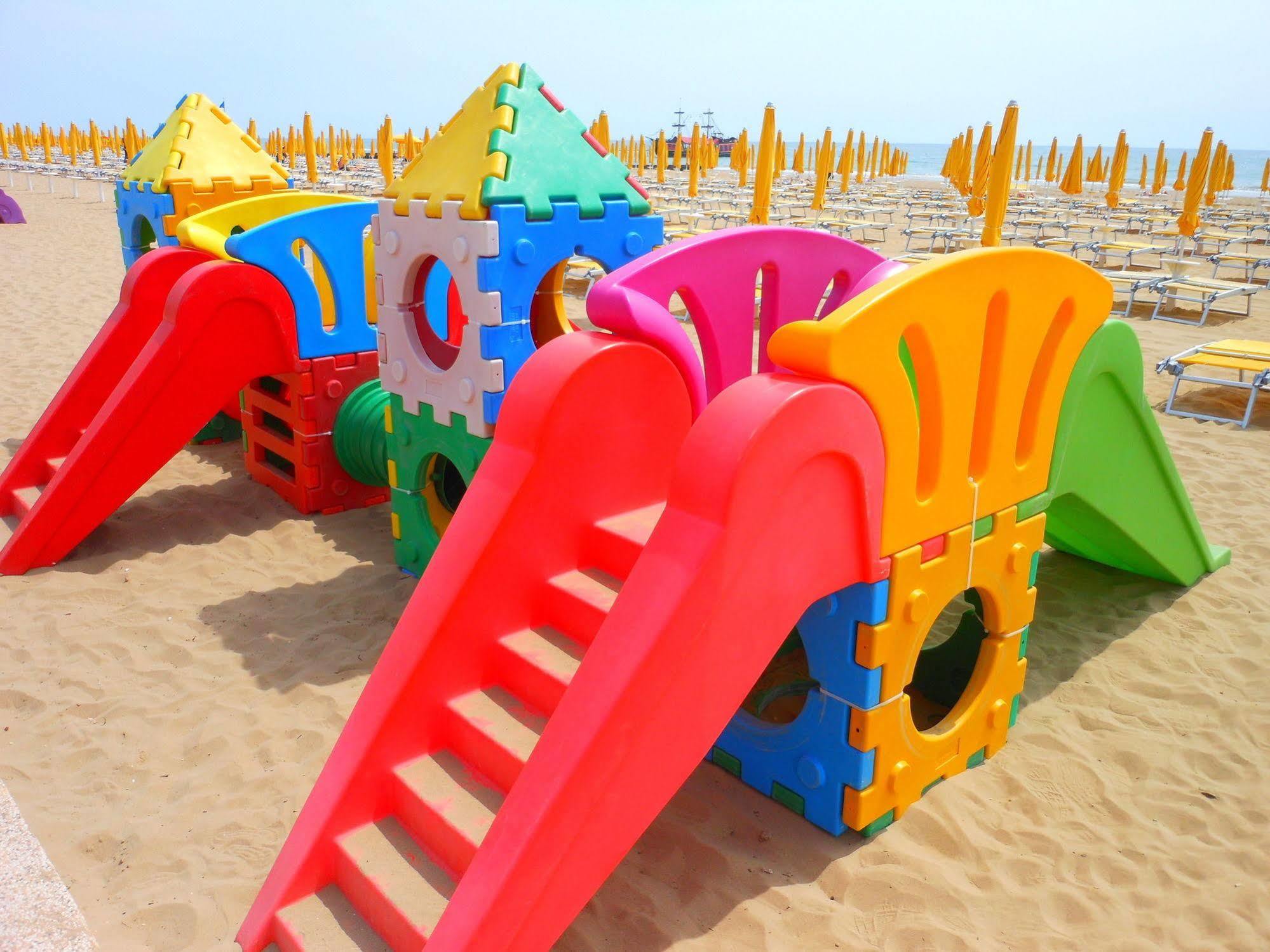 Hotel Jesolo Sand Exterior foto