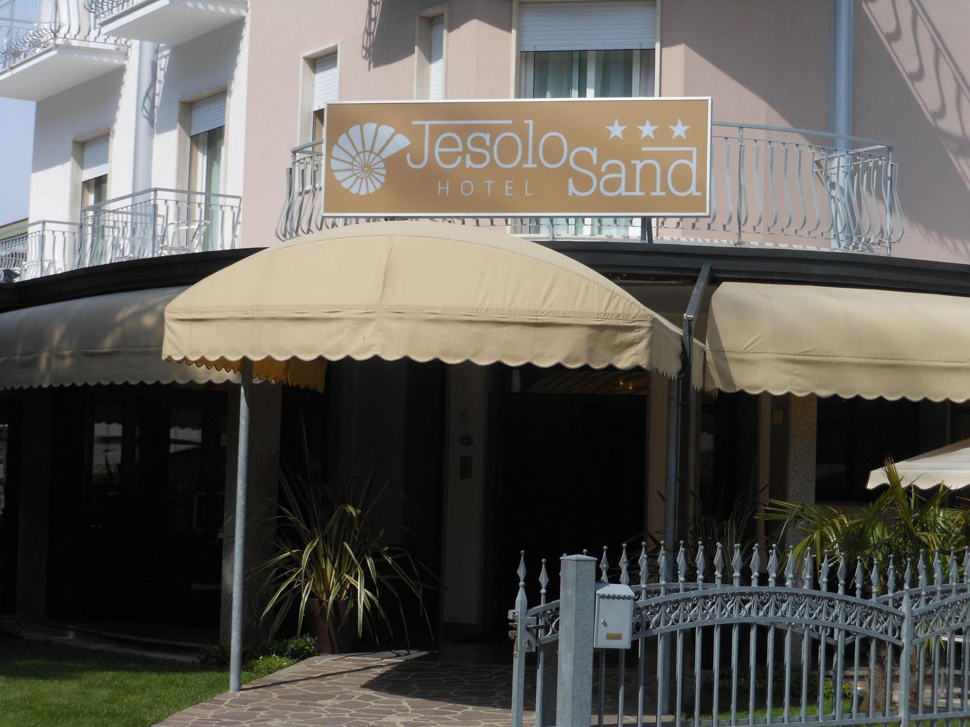 Hotel Jesolo Sand Exterior foto